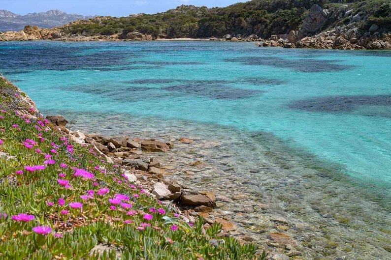 エメラルド海岸の海の色 イタリア・サルディニア島