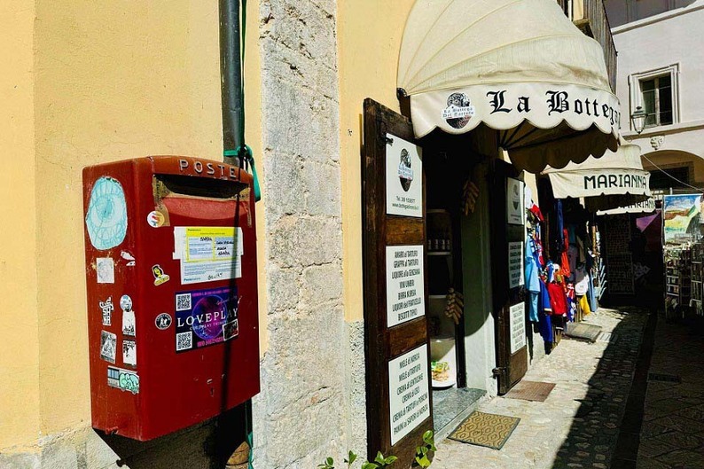 イタリアの最も美しい村のポスト