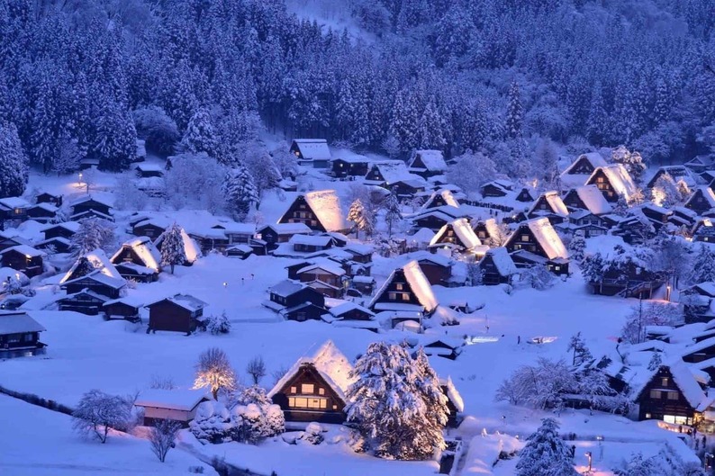 雪深い飛騨の山里