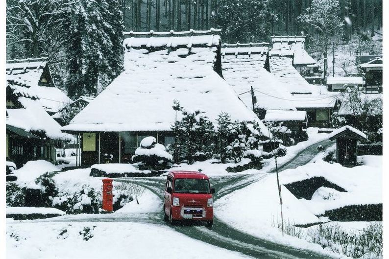 雪降る明日も